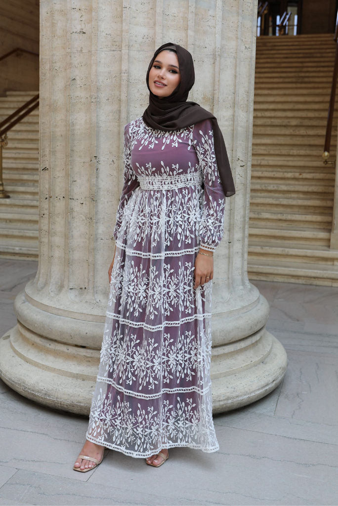 Avery Lace Maxi Dress - Plum Parfait