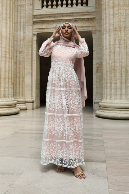 Avery Lace Maxi Dress - Kashmiri Chai