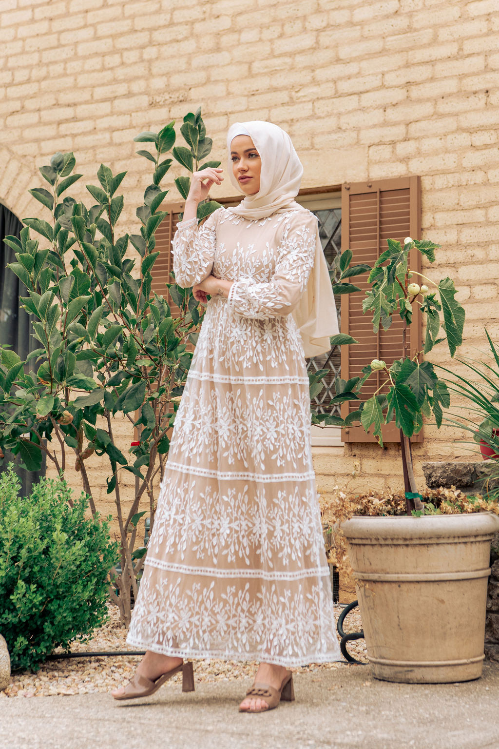 Lace hotsell dress hijab